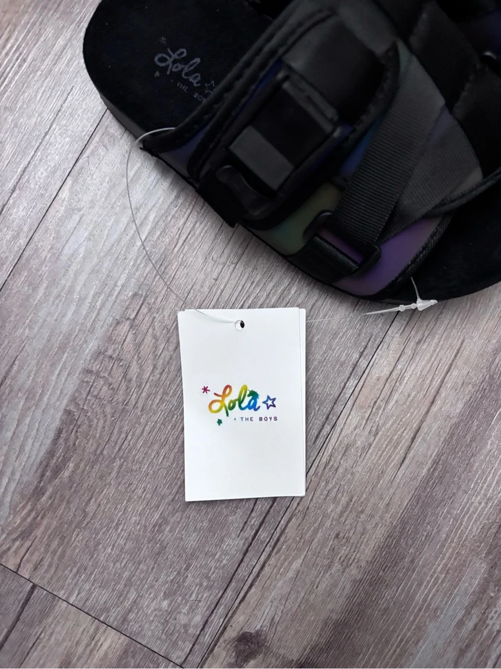 Lola + The Boys Black hologram girls slides